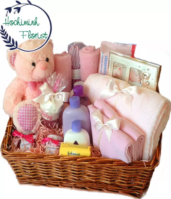 Baby girl clearance hamper delivery