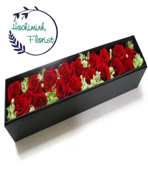 2 Dozen Red Roses in A Box